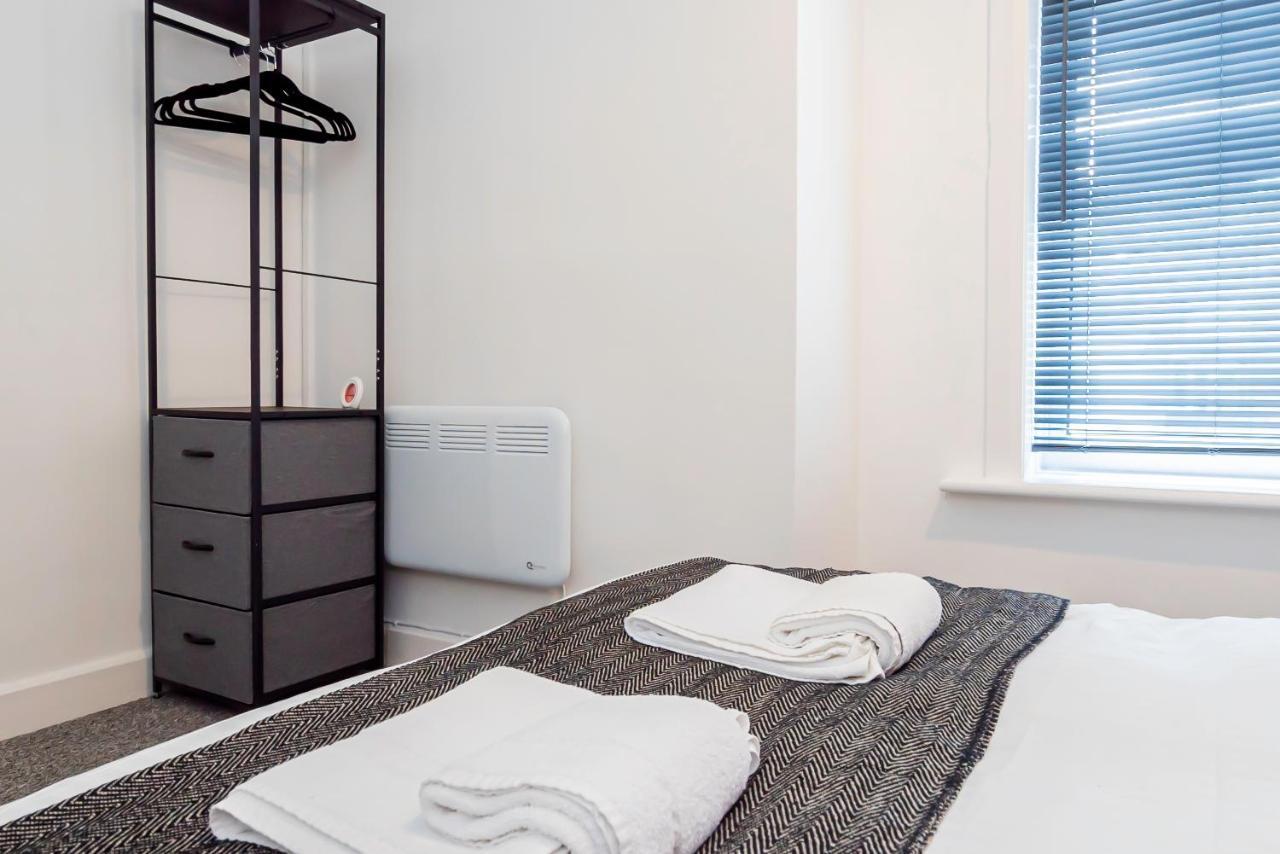 City Centre 3 Bed 8 Guest Parking Near Mayflower Southampton Exterior foto